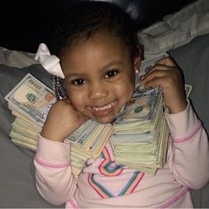 Meet your Posher, Seller